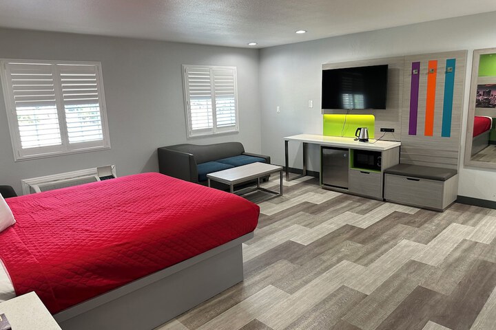 Room 19 of 45