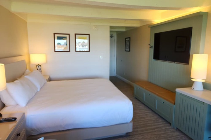 Room 19 of 69