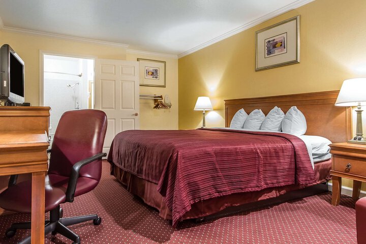 Room 21 of 47