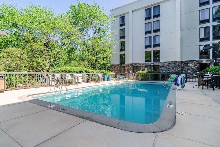 Pool 7 of 40