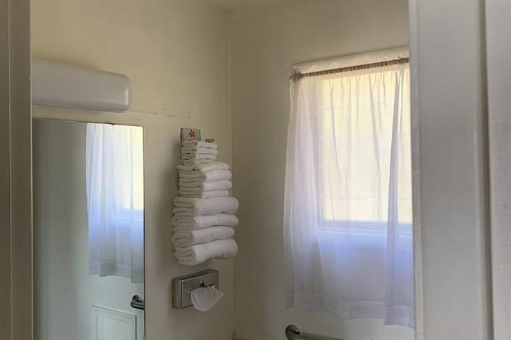 Room 15 of 31