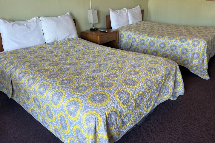 Midtown Inn & Suites