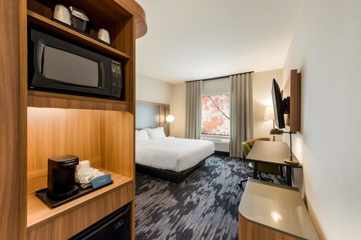 Room 15 of 22