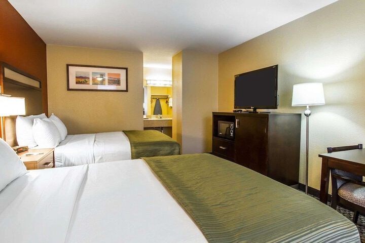 Room 21 of 31