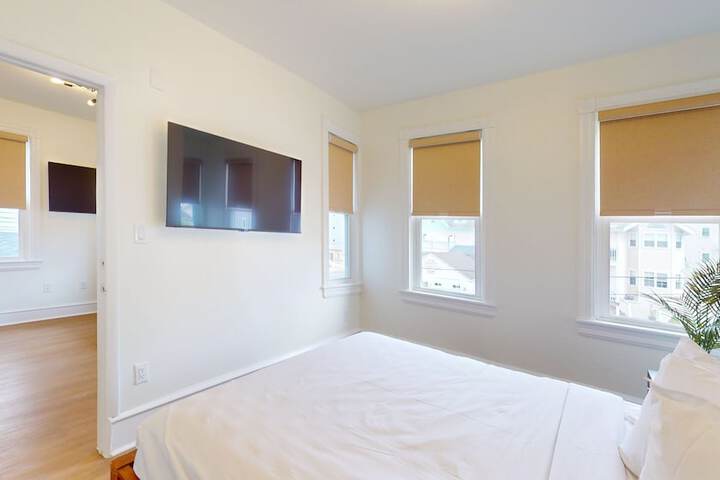 Room 32 of 45