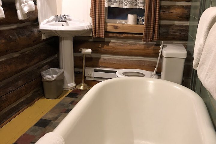 The Historic Madison Hotel Motel