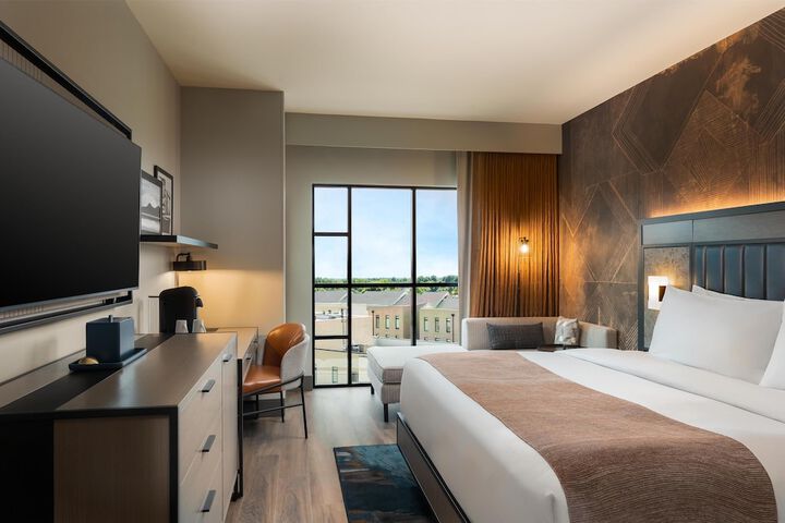 Hotel Avail Rogers Tapestry Collection by Hilton
