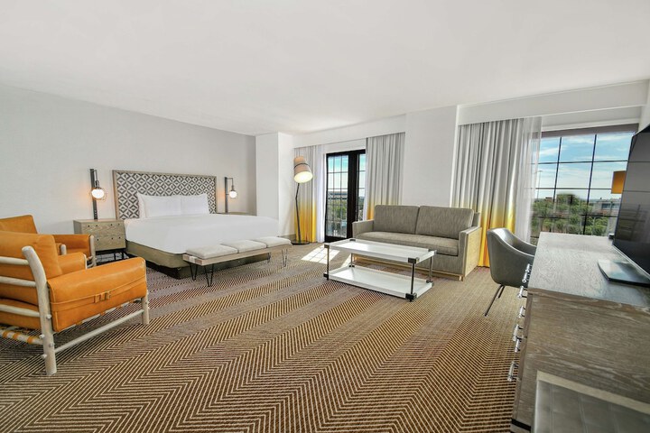 Room 11 of 49