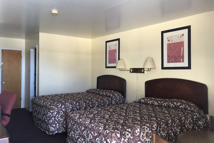 Room 12 of 25