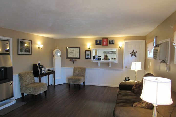Hotel Interior 12 of 86