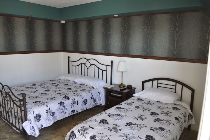 Room 107 of 124