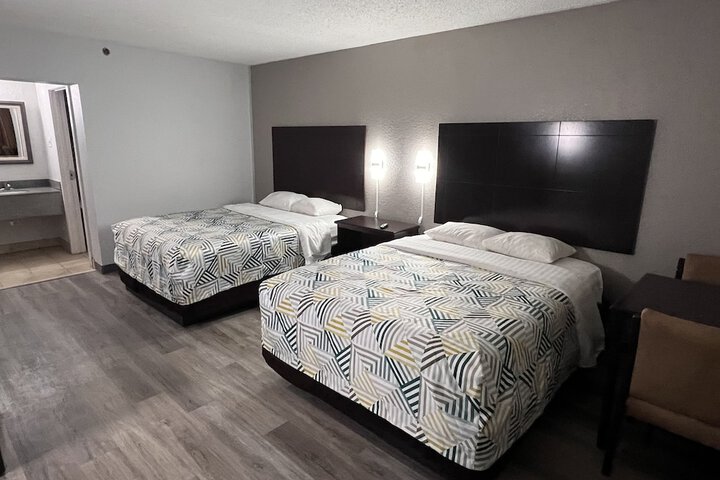 Room 21 of 31