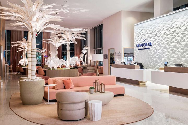 Hotel 2 of 73
