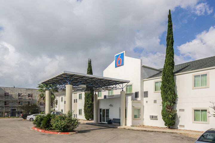 Hotel 3 of 37