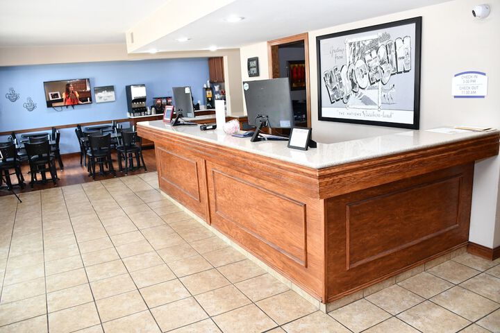 Baymont Inn & Suites by Wyndham Platteville