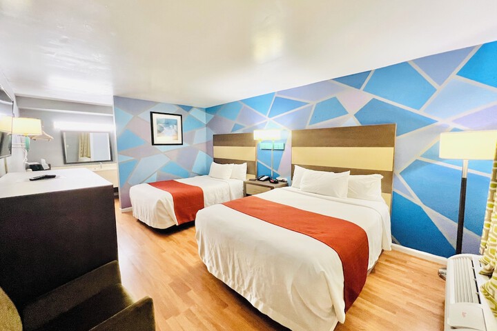 Hometown INN