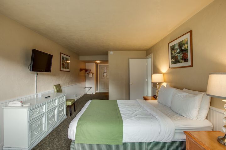 Room 43 of 72