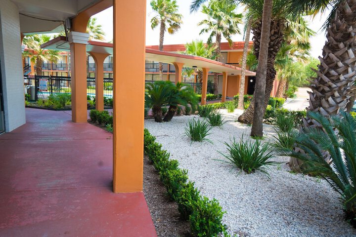 Quality Inn Pasadena - Houston East