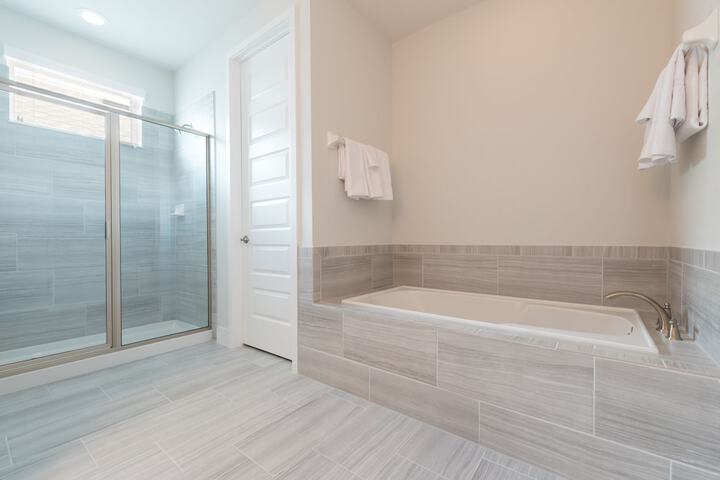 Room 15 of 26