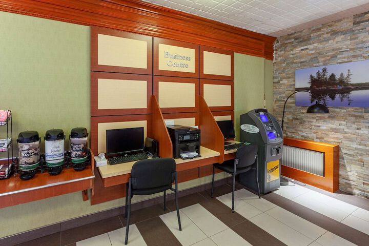 Business Center 34 of 34