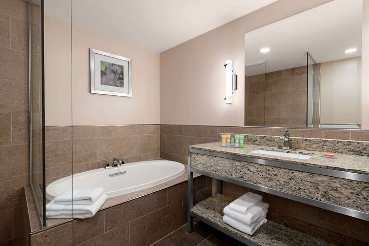Room 20 of 35