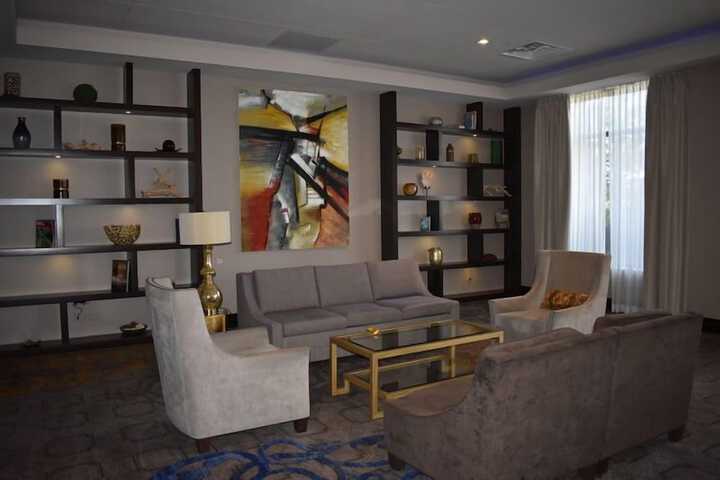 Sheraton Lisle Naperville Hotel