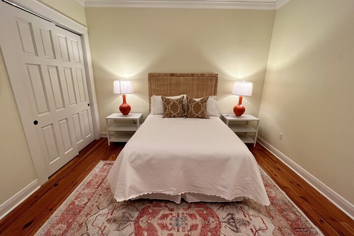 Room 21 of 31