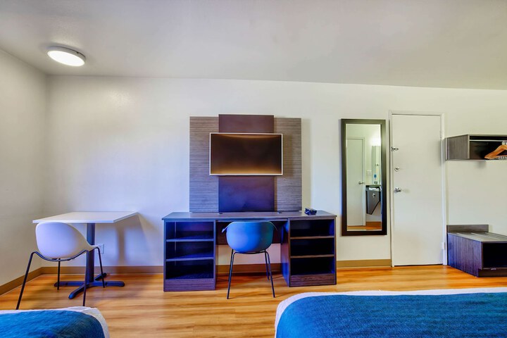 Room 28 of 31