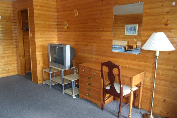 Room 15 of 23