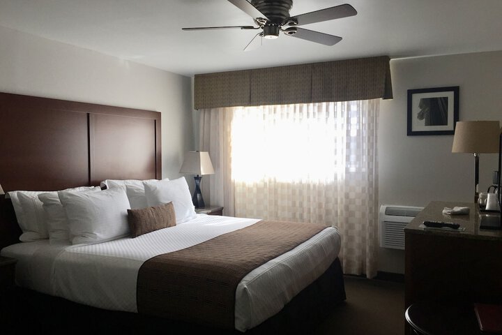 Room 6 of 44