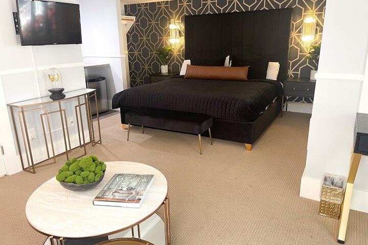 Room 80 of 150