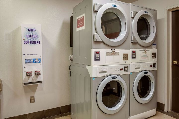 Motel 6 Dixon CA