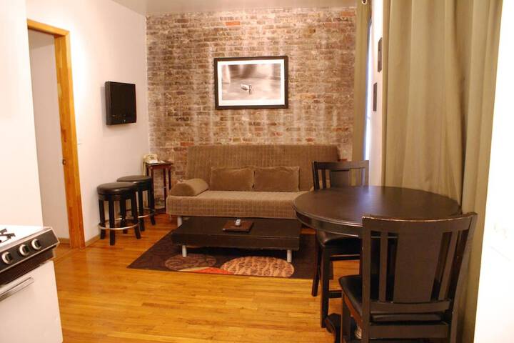 Room 27 of 43