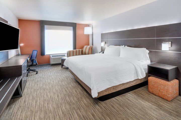 Room 55 of 79
