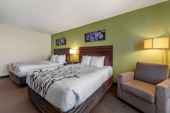 Room 21 of 27