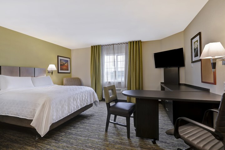 Room 35 of 41