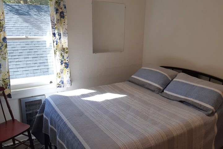 Room 132 of 215