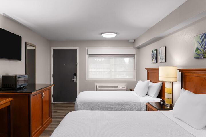 Basecamp Puyallup a Travelodge by Wyndham