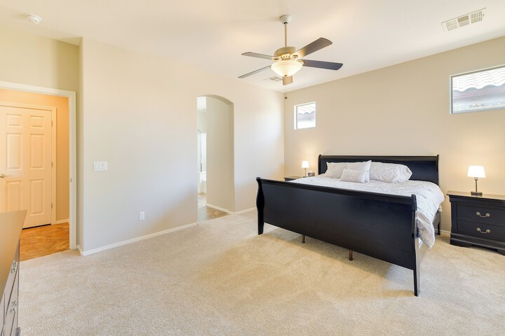 Near Parks & Golf: Maricopa Home w / Covered Patio!