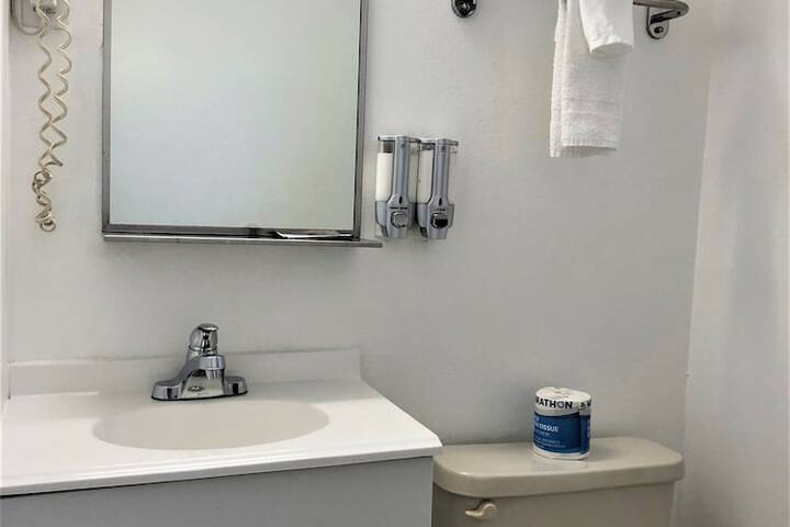 Blue Coast Inn and Suites