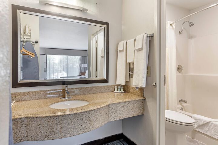 Quality Inn Mount Airy Mayberry