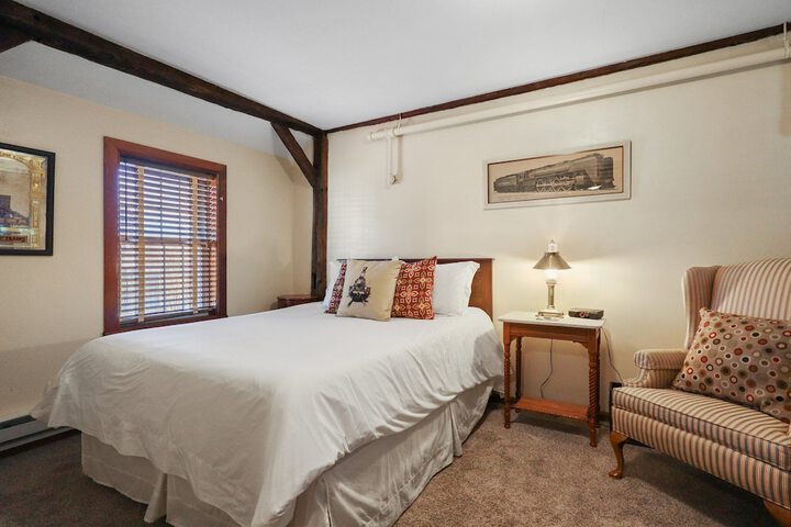 Trainmasters Inn