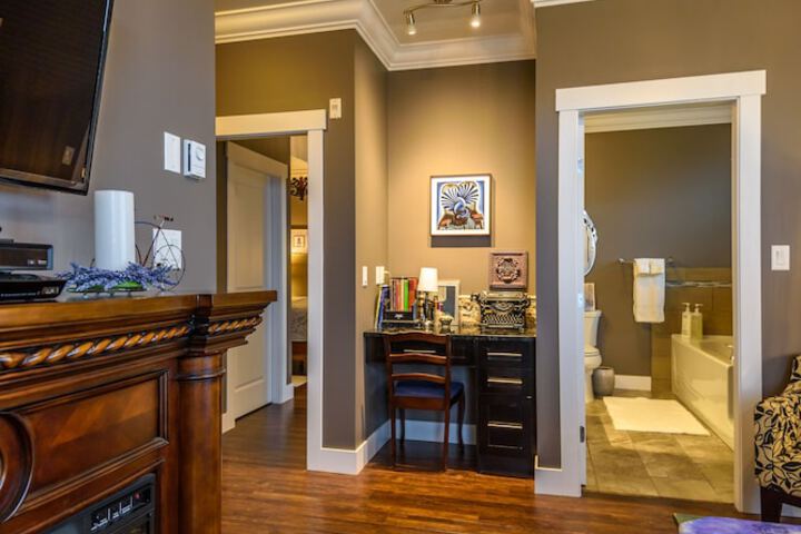 Brookside Inn Boutique Hotel