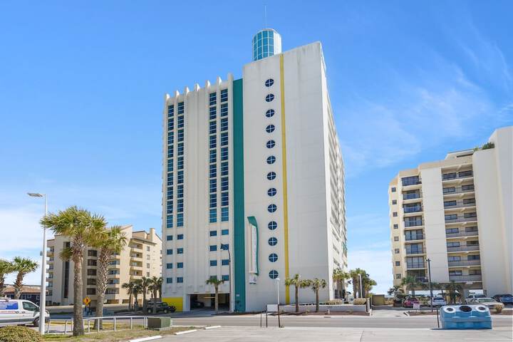 Hotel 3 of 70