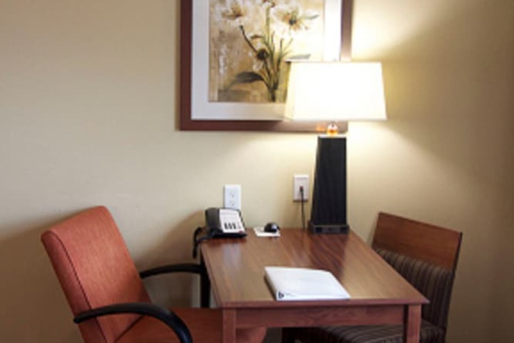 Hampton Inn & Suites Watertown