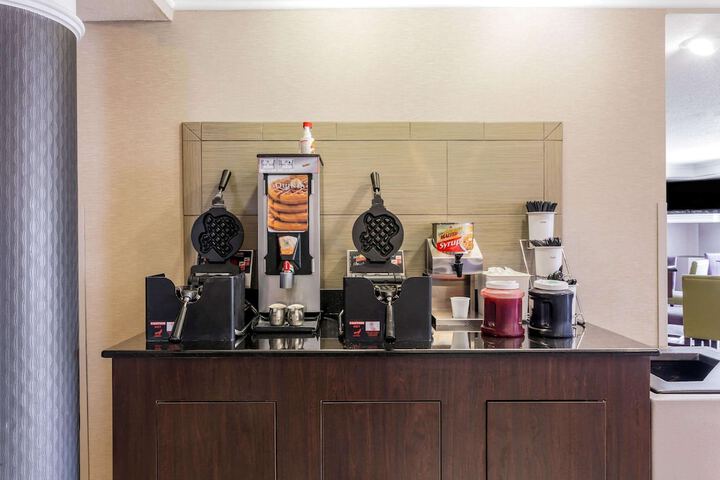 Breakfast/Coffee Service 58 of 66