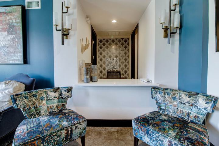 Hotel Interior 16 of 87