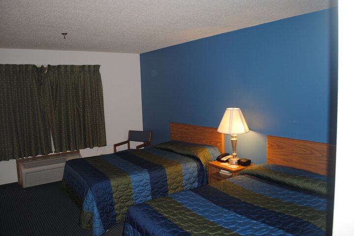 Room 17 of 18