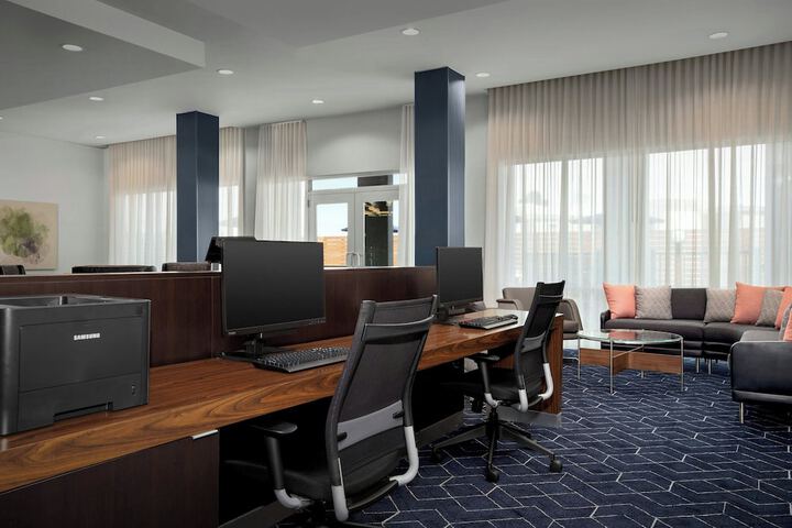 Courtyard by Marriott Atlanta Kennesaw