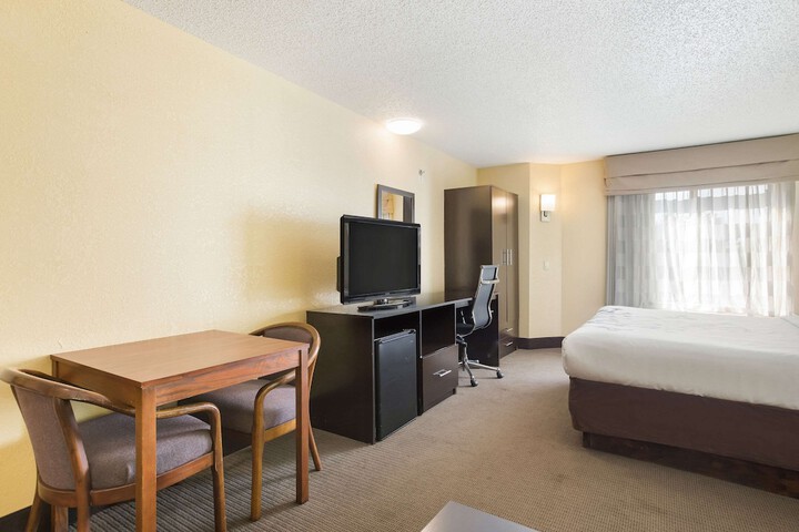 Room 29 of 56